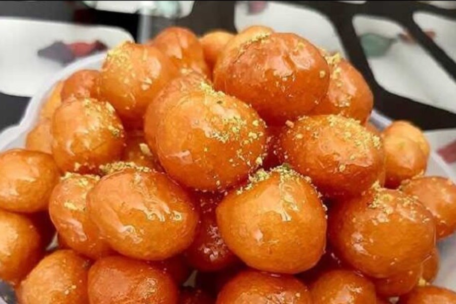 تصویر لُقیمات ؛ دسر عربی با ماست برای افطارهای رمضان +طرز تهیه