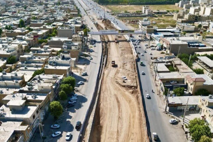 تصویر افتتاح بزرگ‌ترین زیر گذر جنوب کشور در شیراز