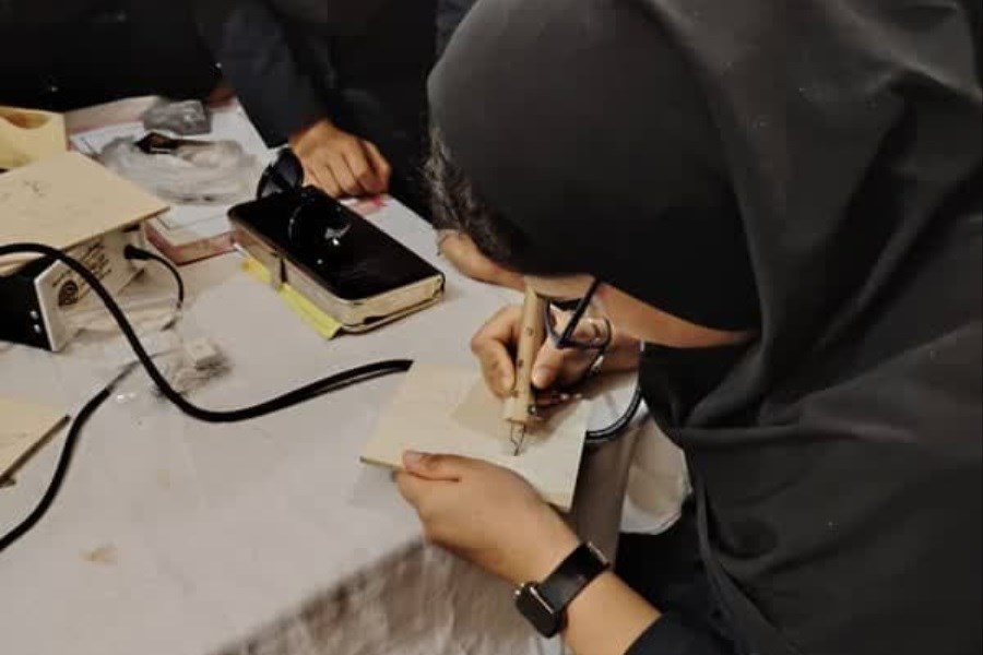 آموزش صنایع دستی به مدارس شیراز راه یافت