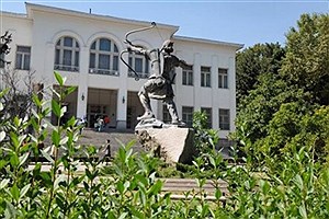 مجسمه آرش کمانگیر در میدان ونک نصب می‌شود