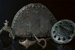 کشف گنجینه در تپه مرموز