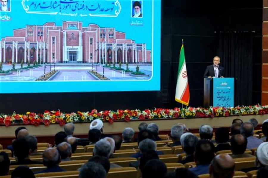 تصویر همه ایرانی‌ها باید مطمئن باشند فرزندانشان در فضایی باکیفیت و انسانی آموزش خواهند دید