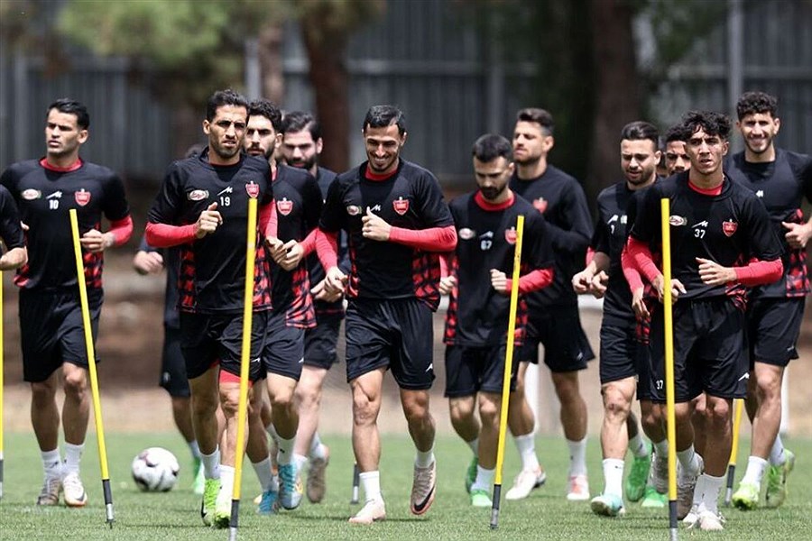 3  بازیکن با سرخپوشان قرارداد بستند