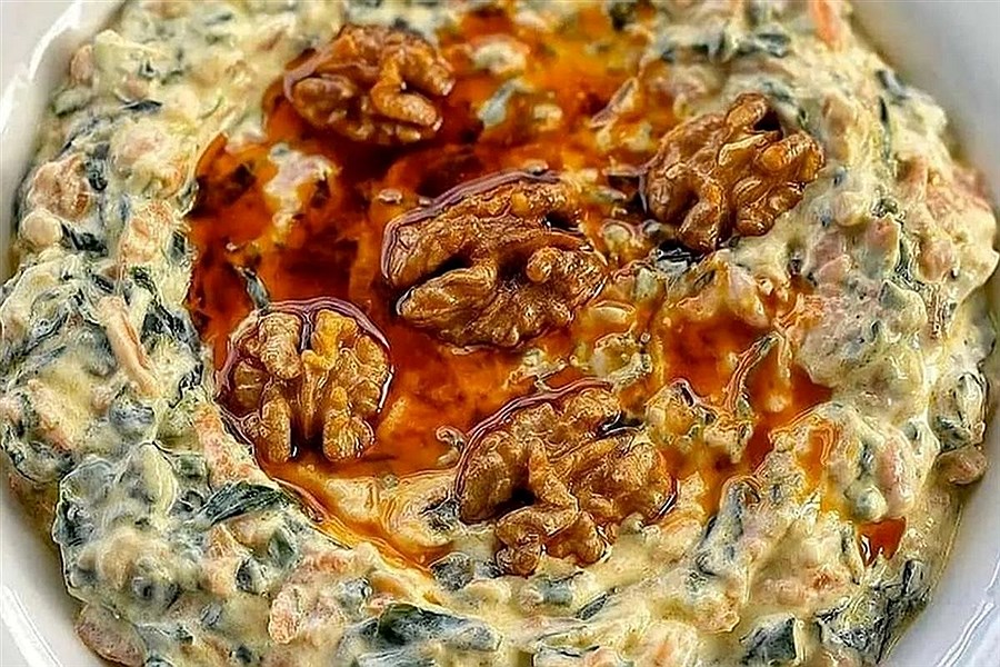 تصویر بورانی اسفناج و هویج؛ یک چاشنی خوشمزه