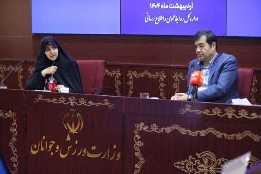 تصویر بهروزآذر: در استادیوم‌ها زون‌های خانوادگی راه اندازی کنیم