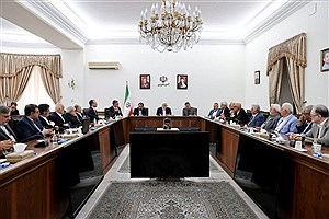 بخش خصوصی می‌تواند ناترازی برق را به سرعت رفع کند&#47; عارف انتظار دولت از بخش خصوصی را نقش‌آفرینی در تحقق برنامه هفتم دانست