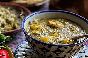 طرز تهیه اشکنه اسفناج و سیب زمینی؛ یک غذای ساده و خوشمزه