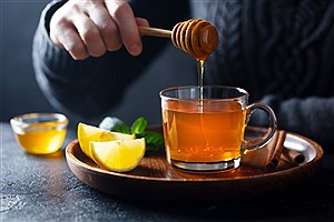 آیا عسل در چای داغ بی‌فایده یا مضر است؟