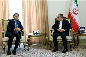 دیدار دبیرکل کنفرانس سیکا با عراقچی