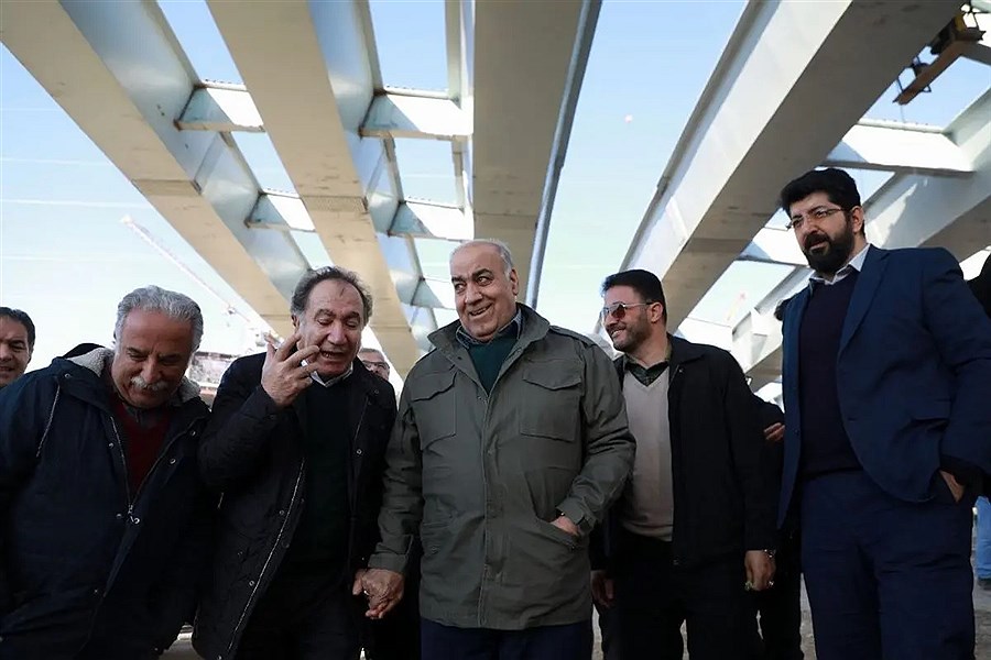 تصویر بازدید معاون وزیر راه از آزادراه شمالی کرج؛ تاکید بر تکمیل پروژه در موعد مقرر