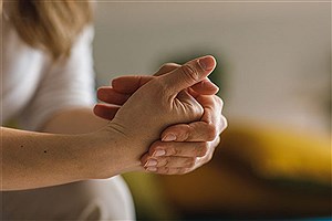 قولنج شکستن؛ عادتی بی‌ضرر یا خطری پنهان؟