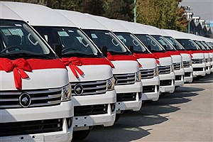 قرعه‌کشی ۱۱۷ ون تاکسی‌های جدید در شهر تهران