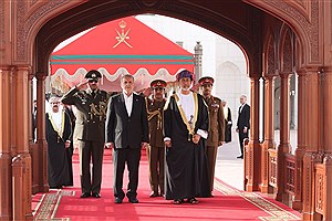 استقبال رسمی سلطان عمان از پزشکیان