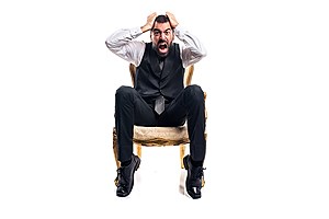 کاش صندلی‌ها می‌تونستن حرف بزنن...