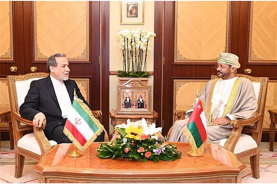 پیام مهم و فوری عراقچی درباره سفر کوتاه وزیر خارجه عمان به تهران+عکس