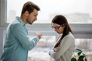 آیا واقعاً مقصر بودم؟ بازی خطرناک شریک خودشیفته با ذهن تو