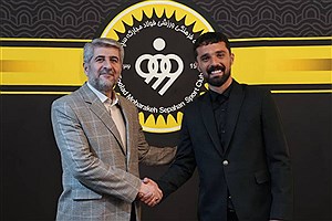 بمب افکن با سپاهان تمدید کرد