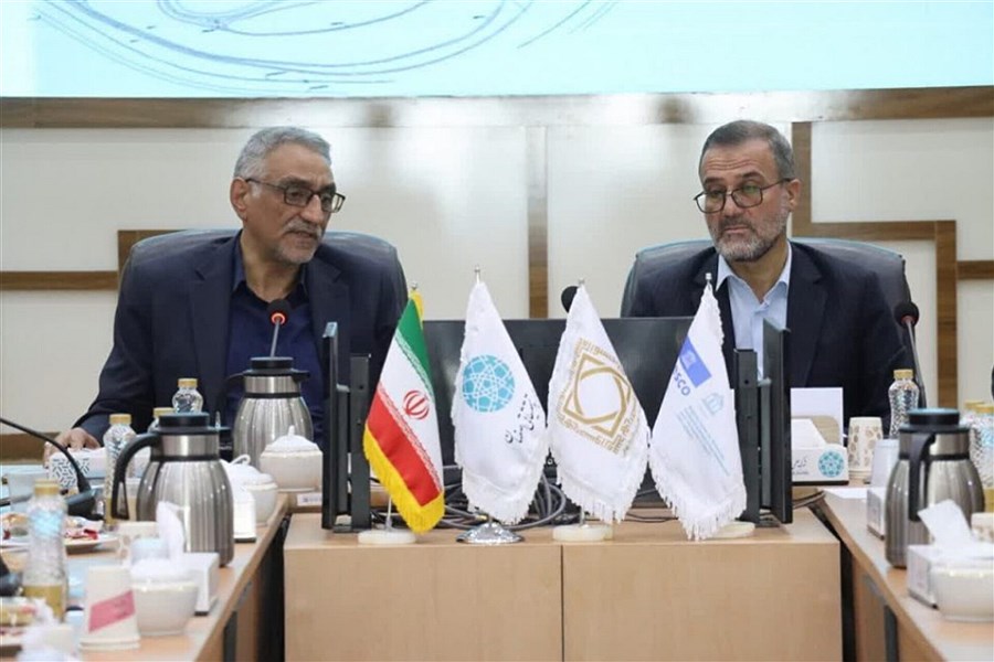 تصویر تعامل بیشتر برای حل مشکلات پدافندی و امنیتی استان