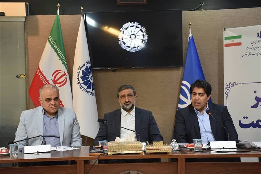 تصویر اشتغال‌زایی در فارس نیازمند تعامل با بخش خصوصی است