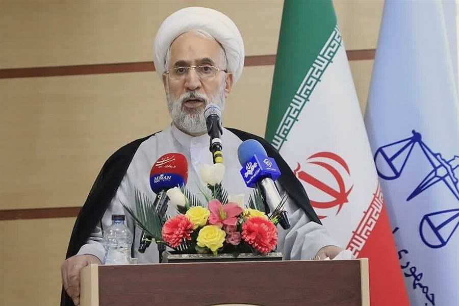 تصویر لزوم برخورد قاطع با اخلالگران امنیت و فرصت‌طلبان در شرایط بحران