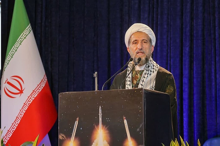 پاسخ هر کشوری که به میدان نبرد بیاید را با قاطعیت خواهیم داد &#47; حضور پرشور مردم عزیز در صحنه پیام صلابت، اقتدار، ایستادگی را به جهانیان مخابره کرد