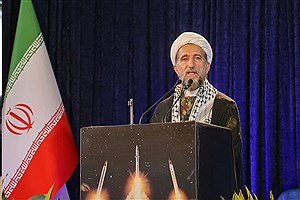 پاسخ هر کشوری که به میدان نبرد بیاید را با قاطعیت خواهیم داد &#47; حضور پرشور مردم عزیز در صحنه پیام صلابت، اقتدار، ایستادگی را به جهانیان مخابره کرد
