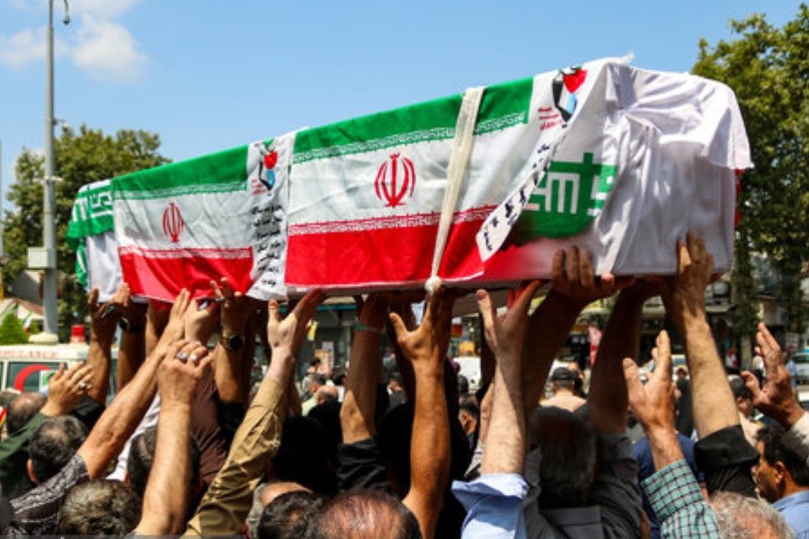 تصویر آرام گرفتن ۱۴۶ شهید جنایات صهیونی در جوار امامزادگان کشور