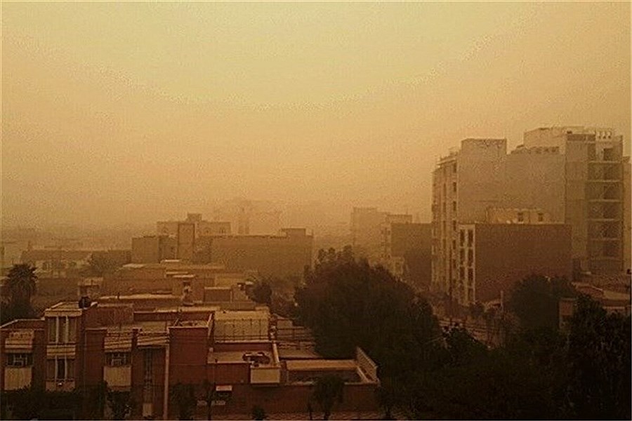 تصویر طوفان‌های گرد و غبار از عوامل تشدید تغییرات اقلیمی