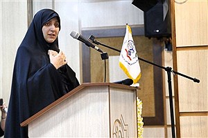 زهرا بهروزآذر: زنان مشاغل خانگی بدون ضامن، وام می‌گیرند