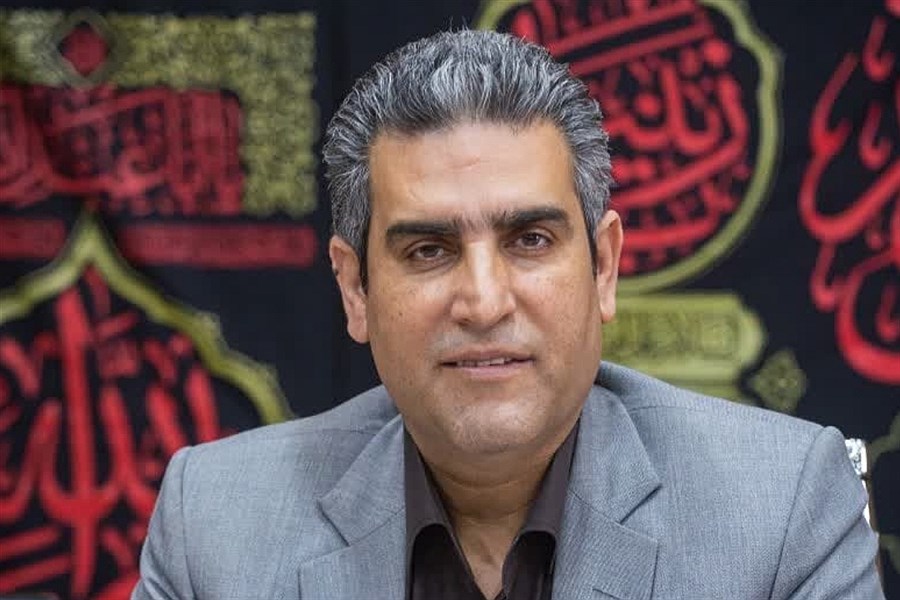 تصویر انتقادها از شهرداری قزوین بالا گرفت&#47;وقتی شهرداری زمین دارد اما کارکنانش مستأجرند!&#47;پروژه‌های نمایشی را کنار بگذارید، به معیشت کارکنان برسید