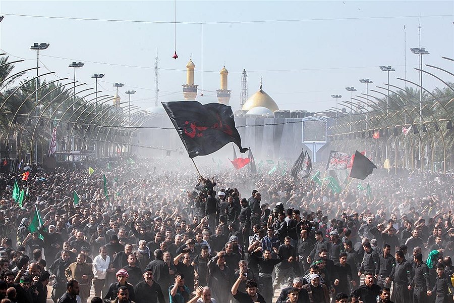 تصویر کربلا در گرمای ۵۰ درجه؛ زائران اربعین بخوانند!