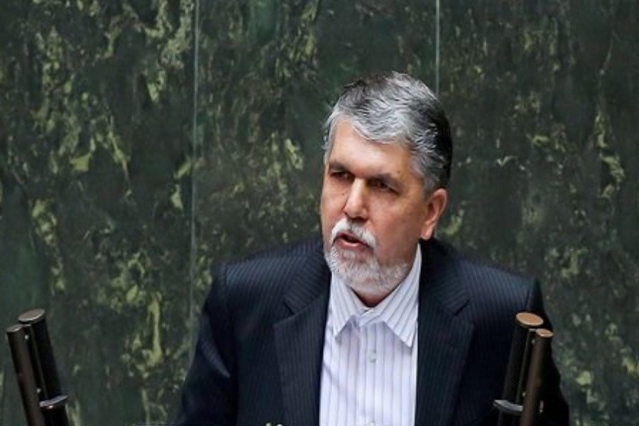 تصویر وزیر فرهنگ از مجلس کارت زرد گرفت