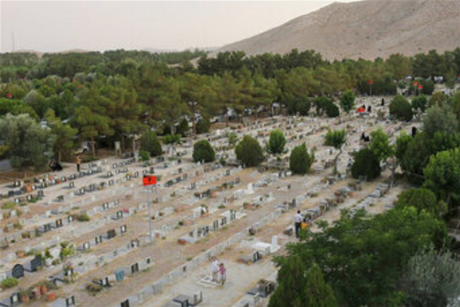 تصویر باغ رضوان اصفهان پیشگام در صرفه‌جویی آب و انرژی
