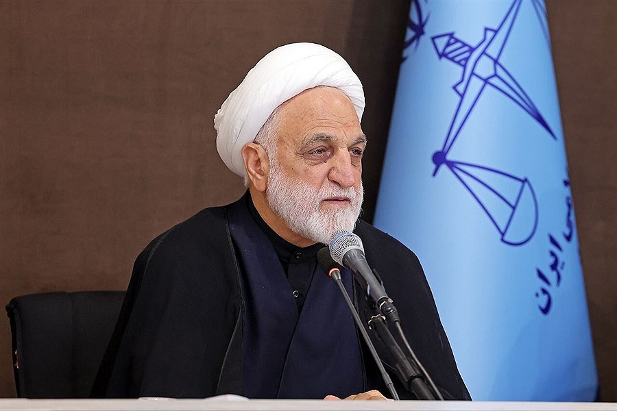 تصویر در پیشبرد کار و امورات قضایی و حقوقی مردم تعلل و تأخیر نشود