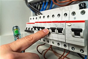 قطع برق ۹۰۰ مشترک پرمصرف در خراسان رضوی برای کاهش مصرف برق
