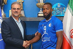 خرید جدید استقلال قرارداد بست