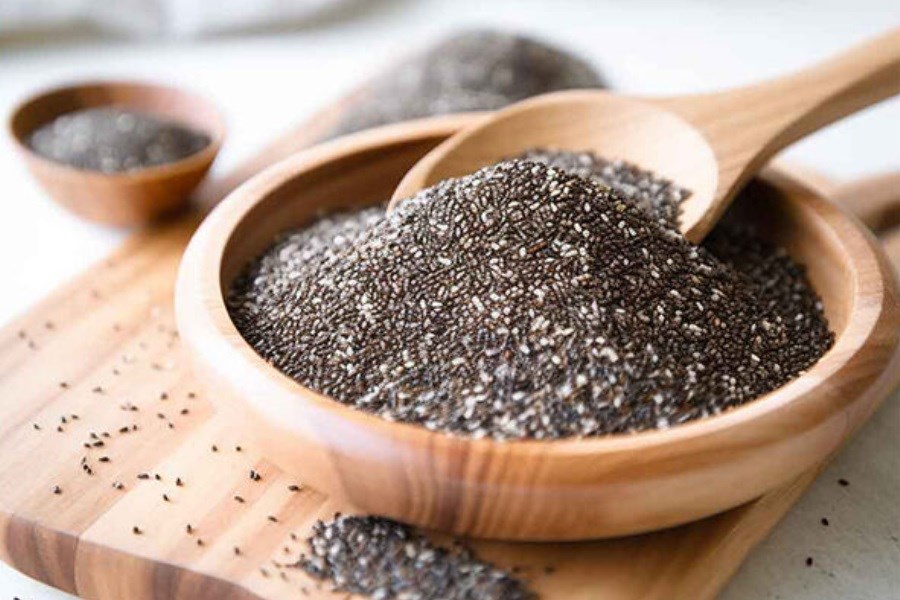 تصویر چرا باید تخم کتان را به رژیم روزانه‌تان اضافه کنید؟