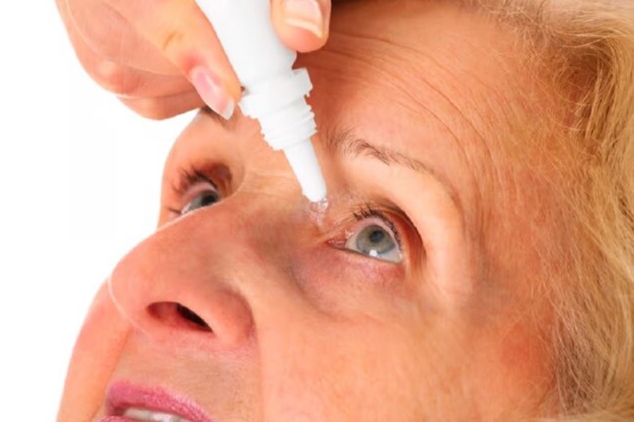 تصویر تبلیغ یا فروش دارو در فضای مجازی تخلف آشکار و تهدیدی جدی برای سلامت عمومی