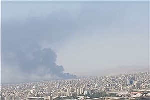 اولین تصاویر از آتش سوزی در نزدیکی فرودگاه تبریز&#47;فیلم