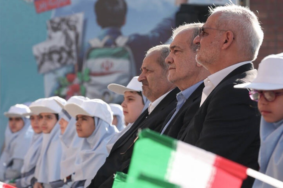 تصویر از رتبه‌بندی فرهنگیان تا هوشمندسازی مدارس؛ نقشه راه دولت چهاردهم در آموزش و پرورش