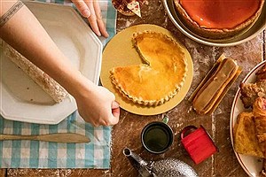 آیا زیاد شیرینی می‌خورید؟ ۷ نشانه هشداردهنده بدن