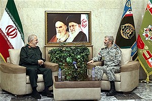دیدار فرمانده کل سپاه با فرمانده کل ارتش