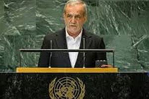 از راهپیمایی زیر بمباران تا تریبون سازمان ملل؛ پزشکیان چگونه روایت متفاوتی از خود ارائه داد؟
