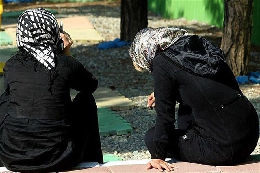 تصویر آمار دختران فراری رو به افزایش است