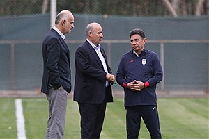 شوک به فوتبال ایران؛ آمریکا به تاج و قلعه‌نویی ویزا نداد