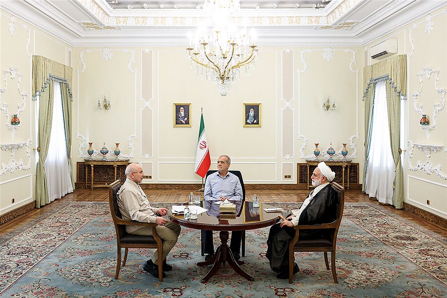 تصویر وفاق ملی به وقت FATF؛ ایران از موانع خروج از لیست سیاه عبور کرد