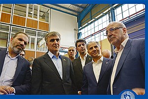 دکتر فرزین: انرژی خورشیدی از مهم‌ترین اولویت‌های رئیس‌جمهور است&#47; طرح‌های خورشیدی فوری تأمین مالی می‌شوند