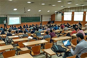 دانشجویان باید از فعالیت‌های سطحی فاصله بگیرند