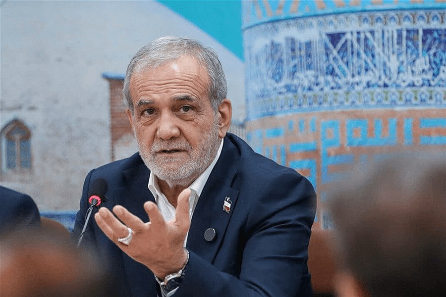 تصویر روی طلا خوابیده‌ایم اما گرسنه‌ایم، مقصر آمریکا نیست