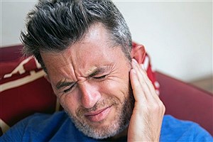 علت خارش گوش و گلو چیست و چگونه می‌توان آن را درمان کرد؟